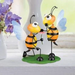 Regal Art & Gift Figurine (12836) -Christmas Decorations 12836scenemd