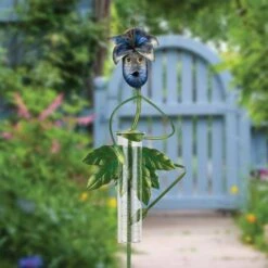 Regal Art & Gift Lawn Ornament (13061) -Christmas Decorations 13061scenemd