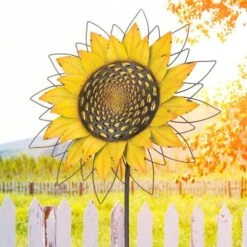 Regal Art & Gift Lawn Ornament (13083) -Christmas Decorations 13083scenemd