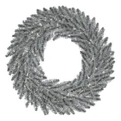 Vickerman Artificial Unlit Christmas Wreath (22879)