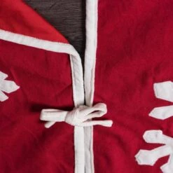 Vickerman Christmas Tree Skirt (505731) -Christmas Decorations 505731add2md