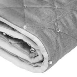 Vickerman Christmas Tree Skirt (618233) -Christmas Decorations 6182334md