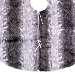 Vickerman Christmas Tree Skirt (686546) 10 Vickerman Christmas Tree Skirt (686546) -Christmas Decorations 686539topmd